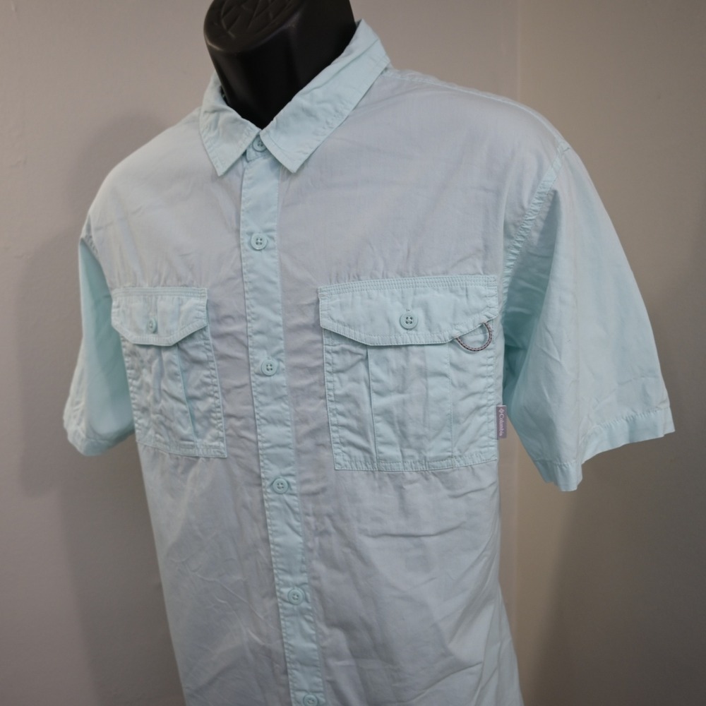 Columbia Button Up Mens Large Light Blue Short Sleeve Pockets Vented Outdoor